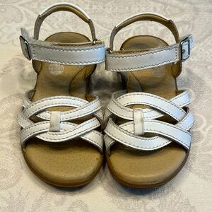 Toddler girls size 7 white Stride Rite sandals